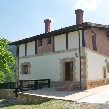 게스트하우스 Casa Aingeru 3*