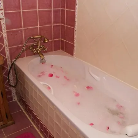 게스트하우스 Casa Aingeru 3*