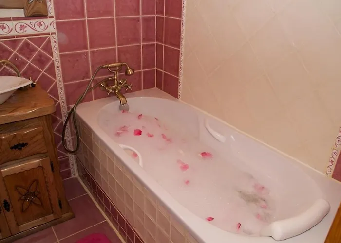 Πανσιόν Casa Aingeru 3*